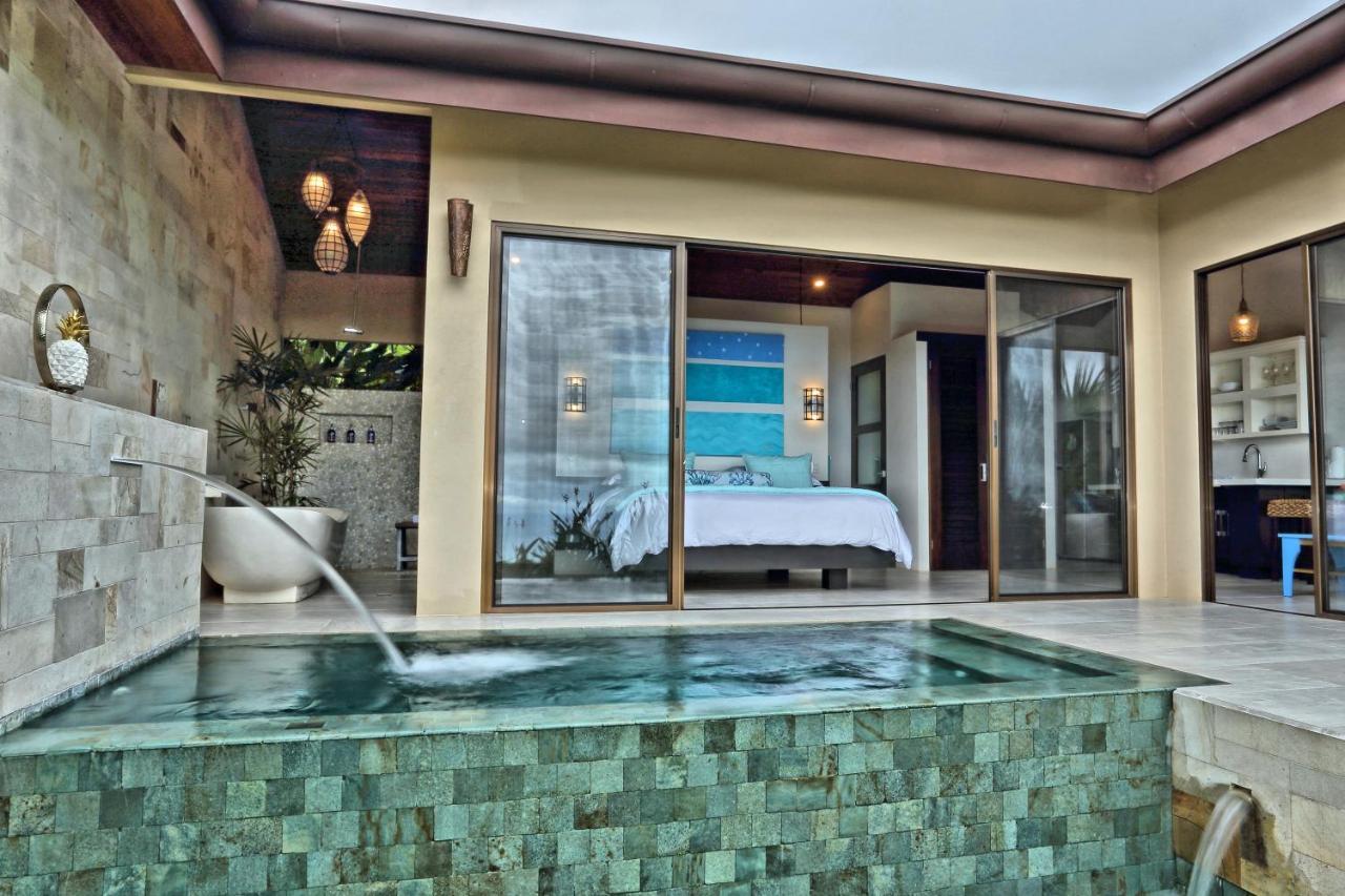 אוביטה Golden Pineapple Villas-Adults Only מראה חיצוני תמונה